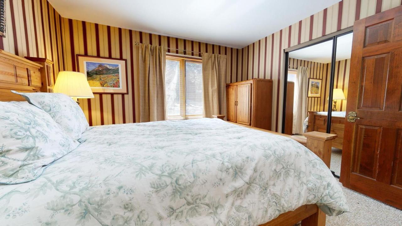 Winterset Woodland Holiday home